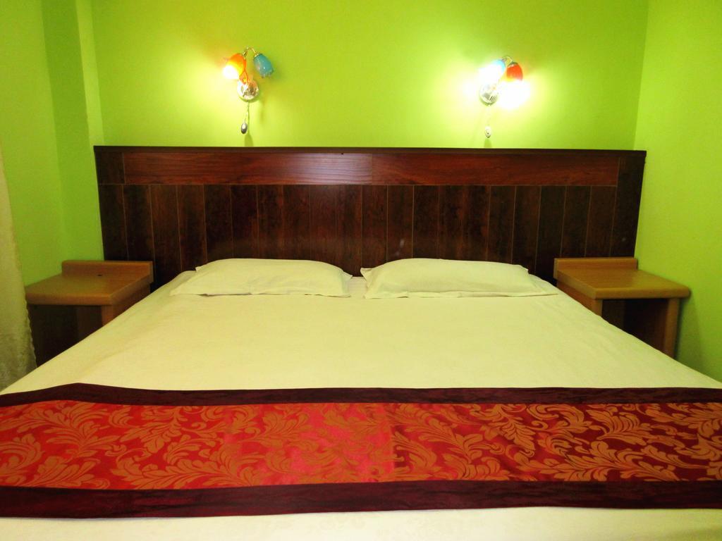 25°C Four Season Youth Hostel Qingdao Buitenkant foto